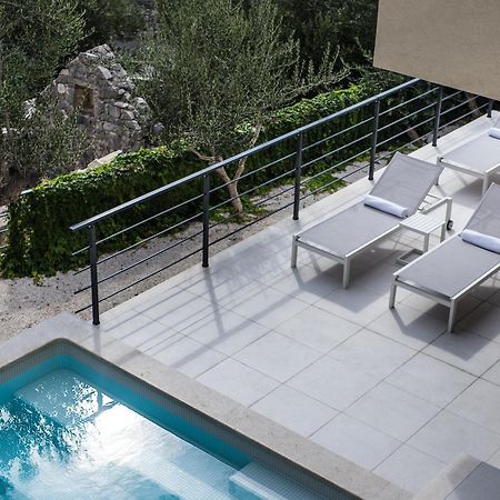 Villa Olive Grove Duce Bagian luar foto